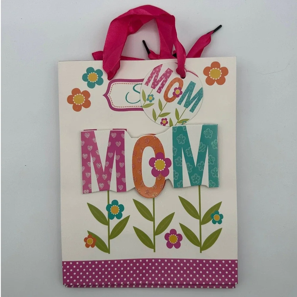 Mothers Day Birthday Mom Gift Bag Pink Ribbon Handles and Glitter Accents 9x7in